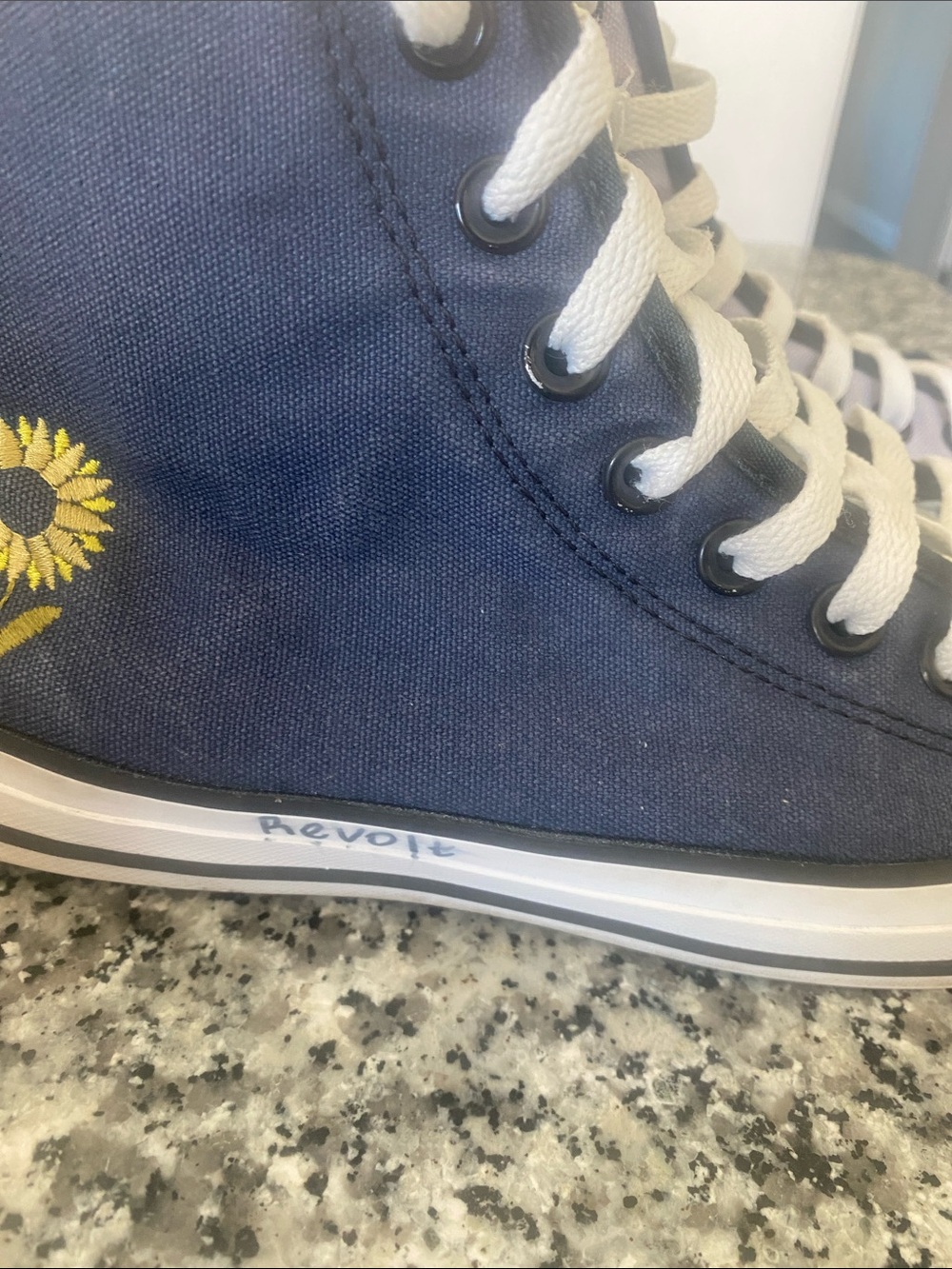 Converse sunflower high top sneakers - Picture 4 of 16